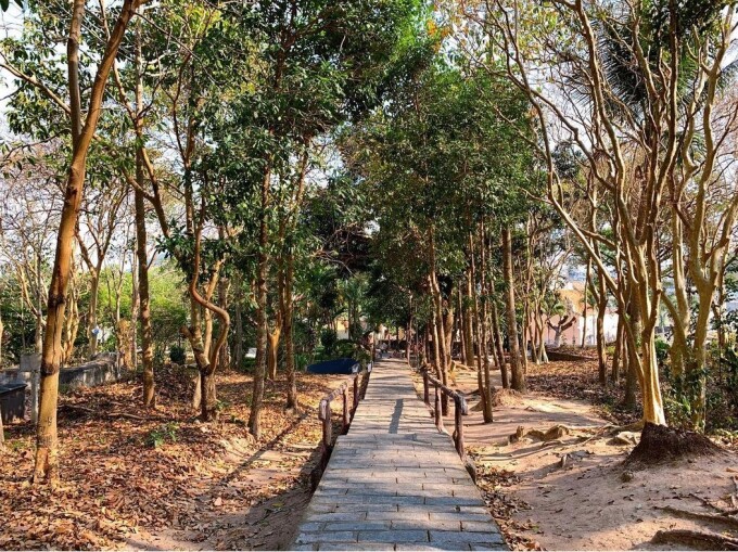 Binh San Mountain – famous destination in Kien Giang