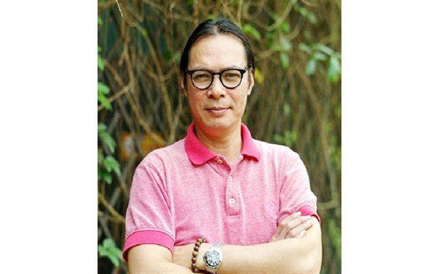Established artist stays opstimistic and positive during challenging time