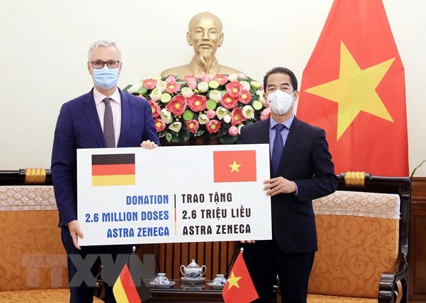 Germany supports Vietnam 2.6 million doses of COVID-19 vaccine