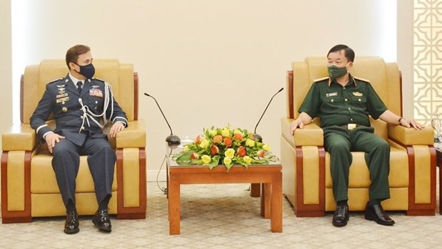 Deputy Defence Minister meets Philippine new defence attaché