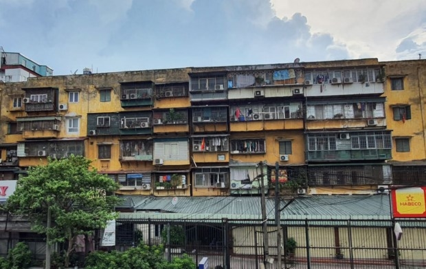 Hanoi works to accelerate renovation of old apartment buildings