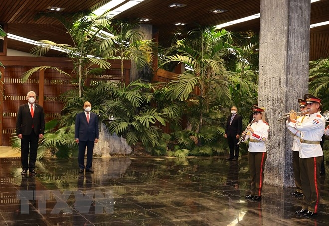 President Nguyen Xuan Phuc welcomed in Cuba