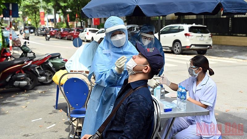 Vietnam logs additional 13,137 COVID-19 cases