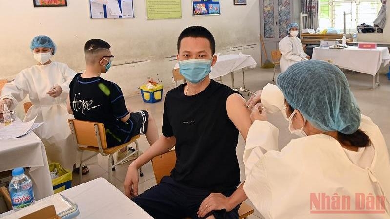 Vietnam reports 11,478 COVID-19 cases on September 12