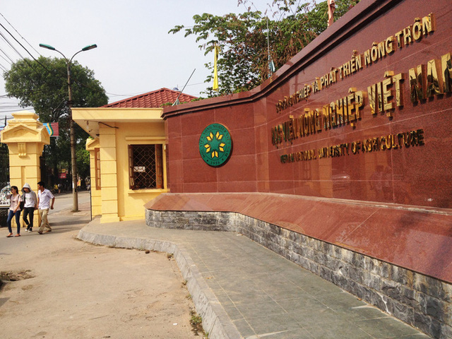 The most beautiful university in Hanoi: What school is like in a charming country, there is a story that has caused a stir on social media for a long time