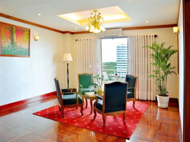 Top 10 cheap hotels near the center of Gia Lai province