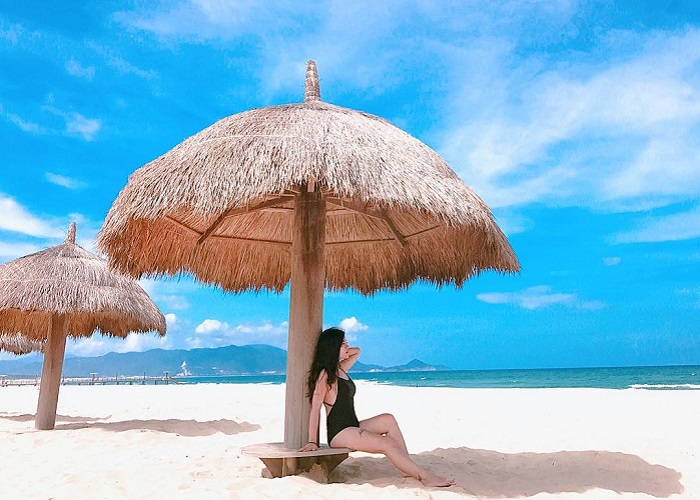 What month is the most beautiful and convenient to travel to Quy Nhon?