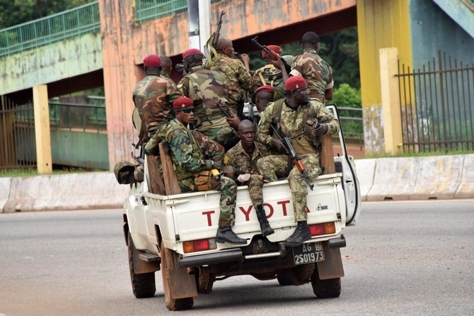 Guinea defence ministry says attack by mutinous soldiers repelled