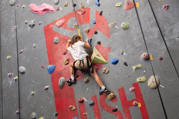 Delight in the fun with the super ‘HOT’ artificial climbing sites in Saigon today