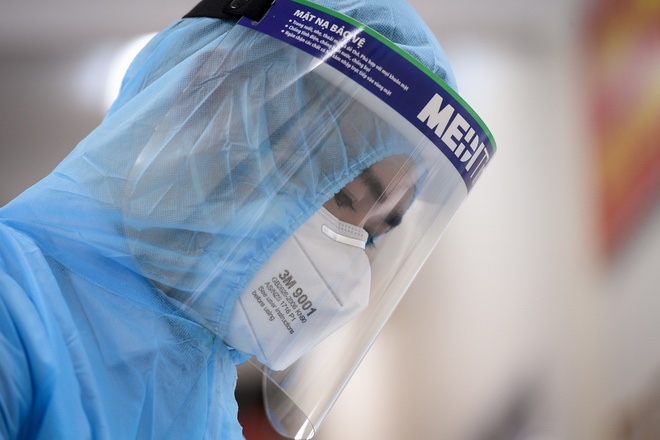 Vietnam sees lowest daily COVID-19 infections in a month, total tops 800,000