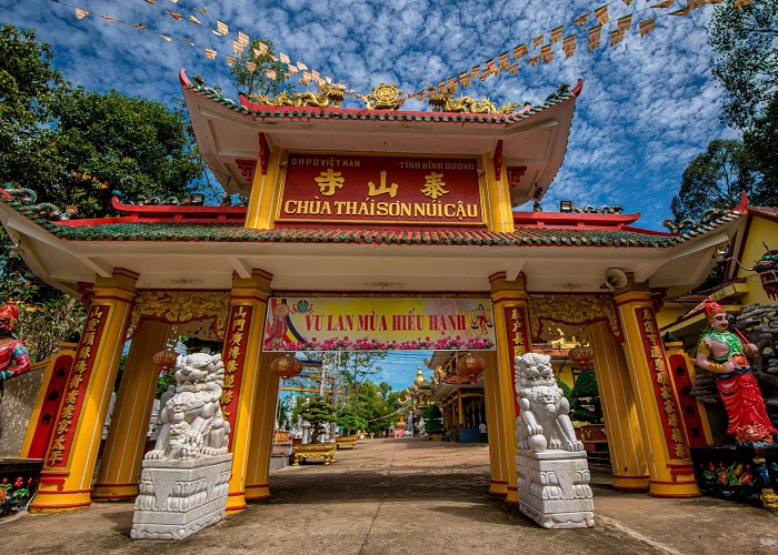 Thai Son Pagoda on Cau mountain, Binh Duong – spiritual attraction for tourists