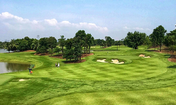Vietnam honoured as World's, Asia's Best Golf Destination 2021