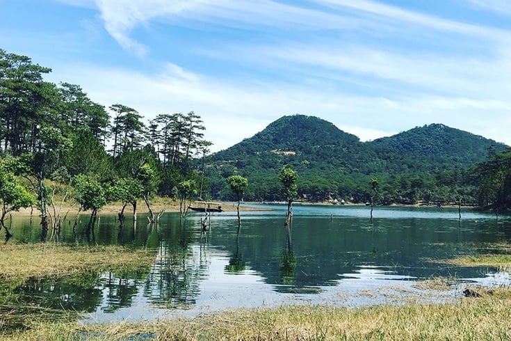 Tuyen Lam Lake, Lost in the Heart of Da Lat Street