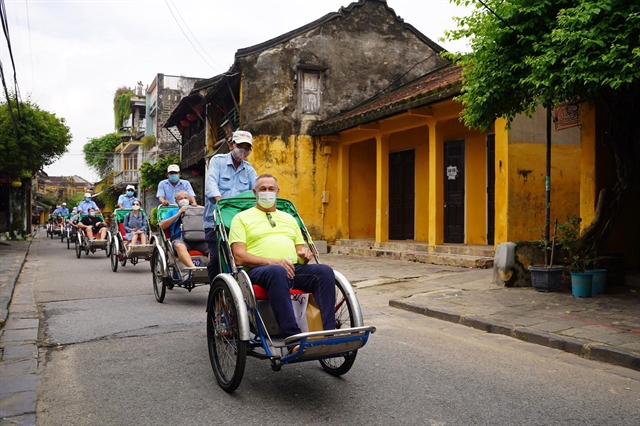First foreign visitors under vaccine passport scheme enjoy Hội An tour after two years