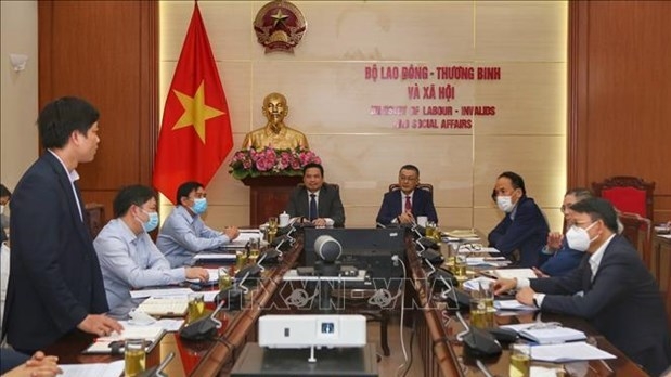 MoLISA actively contributes to ensuring rights of Vietnamese guest ...