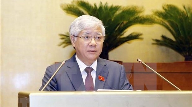 VFF leader congratulates Lao counterpart on re-election