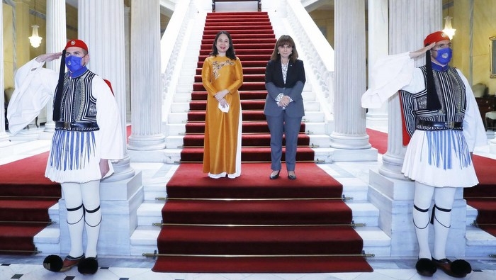 Vice President pays official visit to Greece