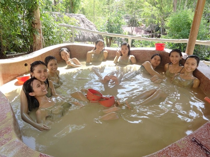 Where is the best place to take a mud bath in Nha Trang? Instantly save 4 famous addresses