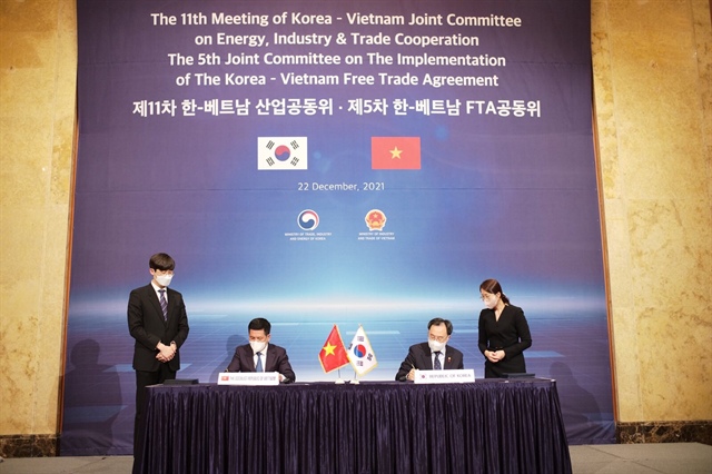 Vietnam, South Korea reaffirm commitment to realize US$100-billion trade turnover