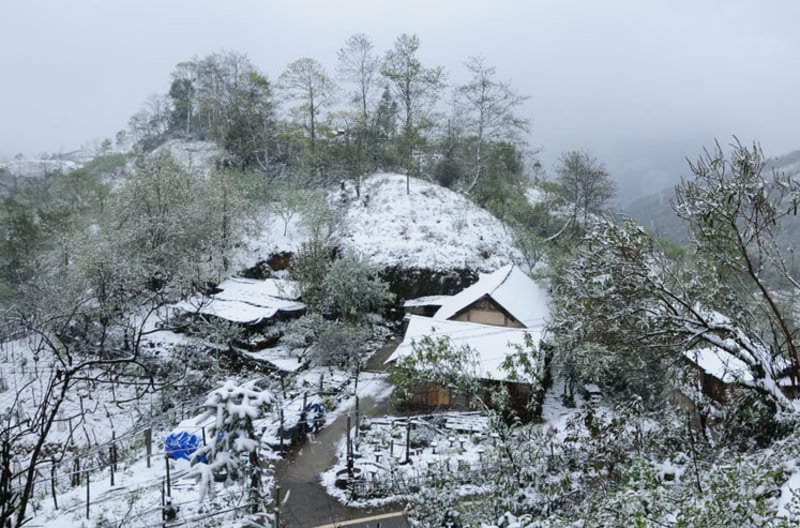 Another strong cold front with some rain making its way into Vietnam