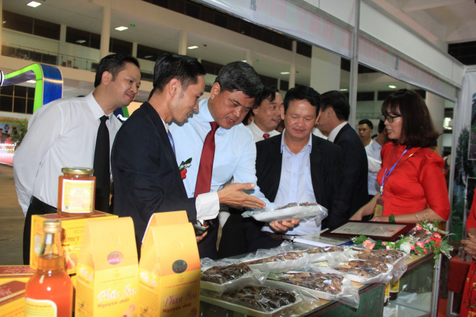 Launching 2021 OCOP Vietnam Craft Villages and Products Online Fair