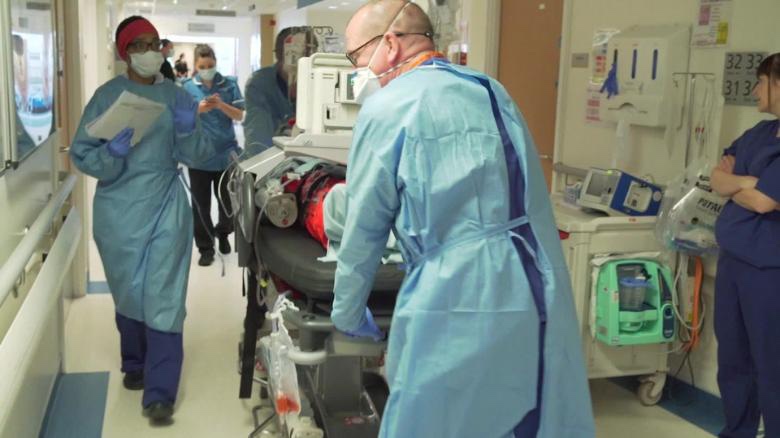 More than 10,000 new Omicron cases confirmed in the UK in a single day. A major incident declared in London