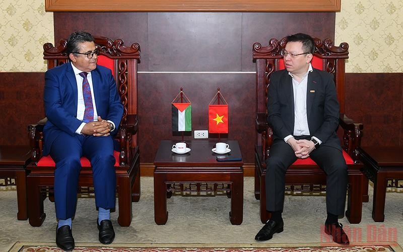 Vietnam, Palestine promote information cooperation