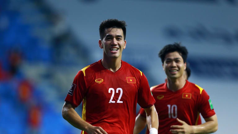 Vietnam, Thailand will clash in a highly-anticipated AFF Suzuki Cup semifinal showdown today evening