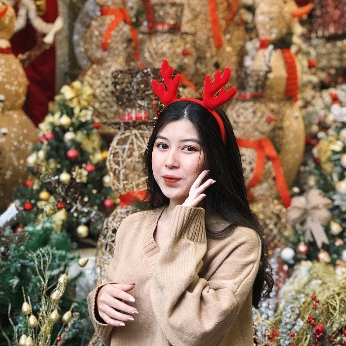 The places to play Christmas with your lover are both beautiful and fun throughout the 3 regions