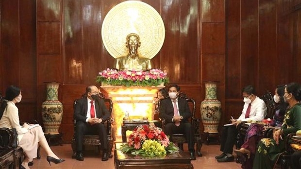 Can Tho keen to attract more investment from Singapore