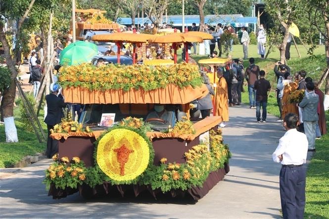 Cremation ceremony for Zen Master Thích Nhất Hạnh held