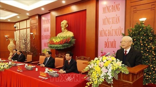 Party chief extends Tet wishes to leaders, former leaders, compatriots, soldiers nationwide