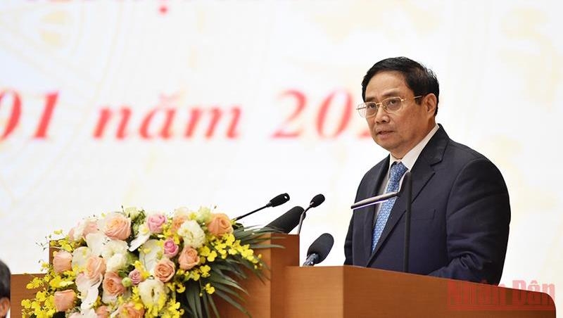 PM urges solidarity to complete 2022 targets