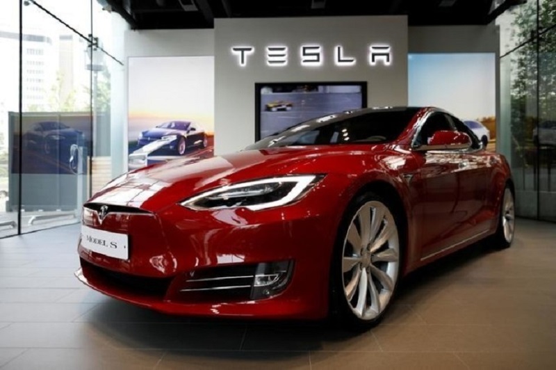 The strongest rival of the billionaire automobile firm Pham Nhat Vuong made a “horrible” feat.