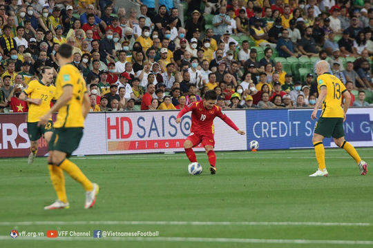 Australia vs Vietnam reside: The house group opened the scoring with a header from near the wall
