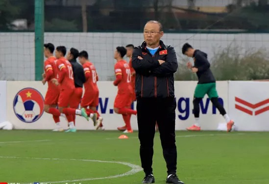 Sina was dissatisfied when the Chinese language participant was mentally weak and didn’t dare to answer Hung Dung’s assertion