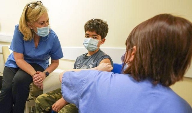Britain to offer COVID vaccinations to vulnerable children aged 5-11