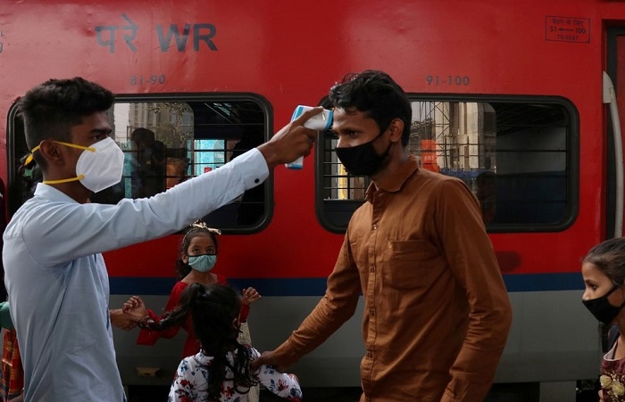 Delhi lifts weekend curfew, reopens restaurants as India COVID cases drop