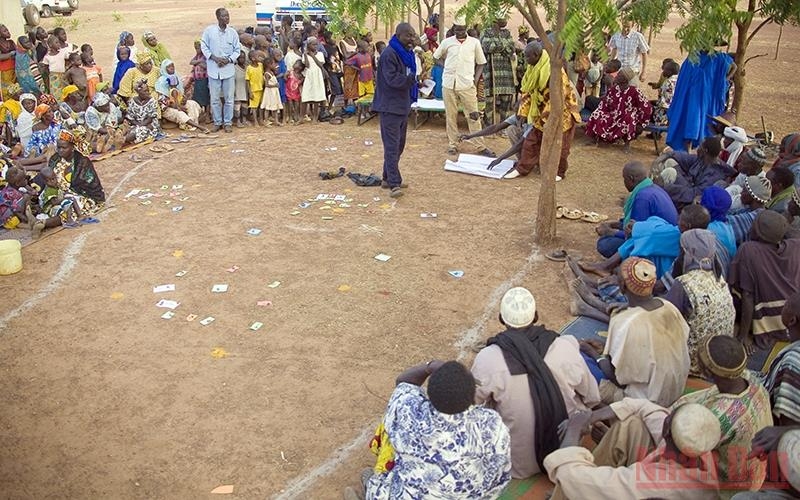 Mali surrounded by difficulties