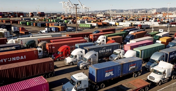 US economy likely regained steam in Q4, 2021 growth seen best in 37 years