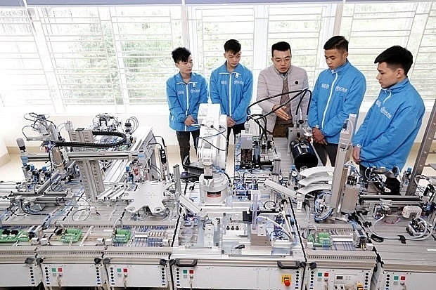 Number of Ho Chi Minh City-based firms resuming operations skyrockets 500pct