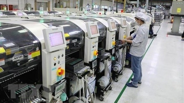 Vietnam enjoys positive signals in foreign investment in 2021: experts