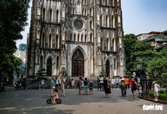 Hanoi listed among best destinations for traveling alone