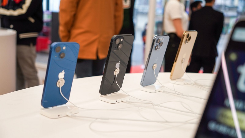 Apple’s MacBook, iMac, Mac Mini, iPhone all concurrently decreased costs in Vietnam