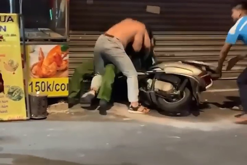 New info on the case of ‘youngster hitting the police, mom filming’ on the night time of the first day of Tet in Ho Chi Minh Metropolis