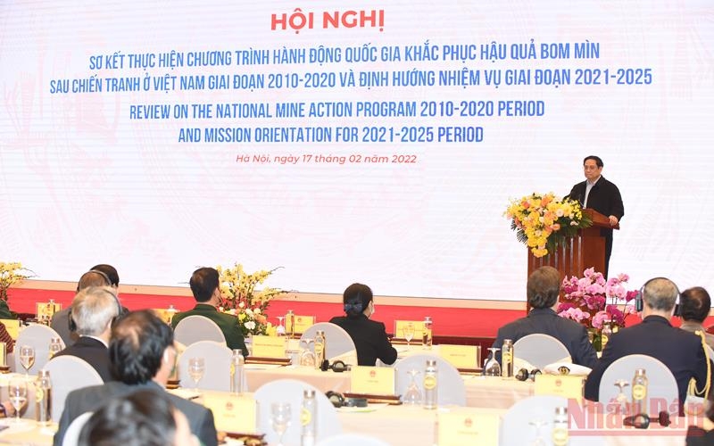 PM urges more efforts in addressing wartime unexploded ordnance consequences