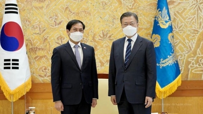 RoK considers Vietnam key partner in New Southern Policy: President