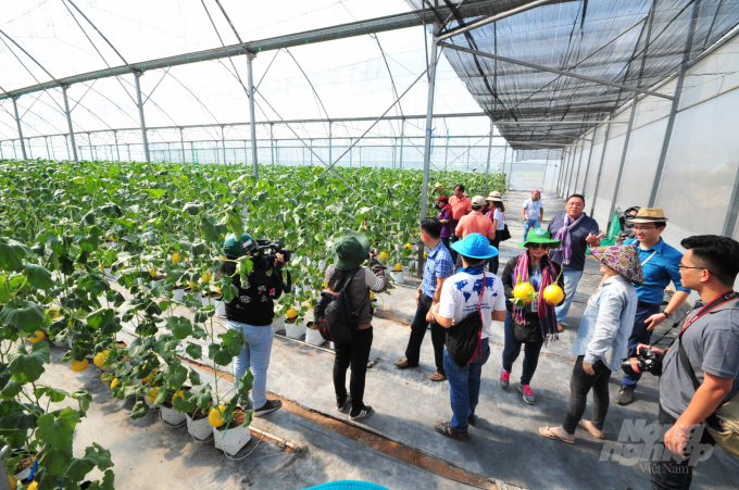 Rural tourism on the land of Sen Hong