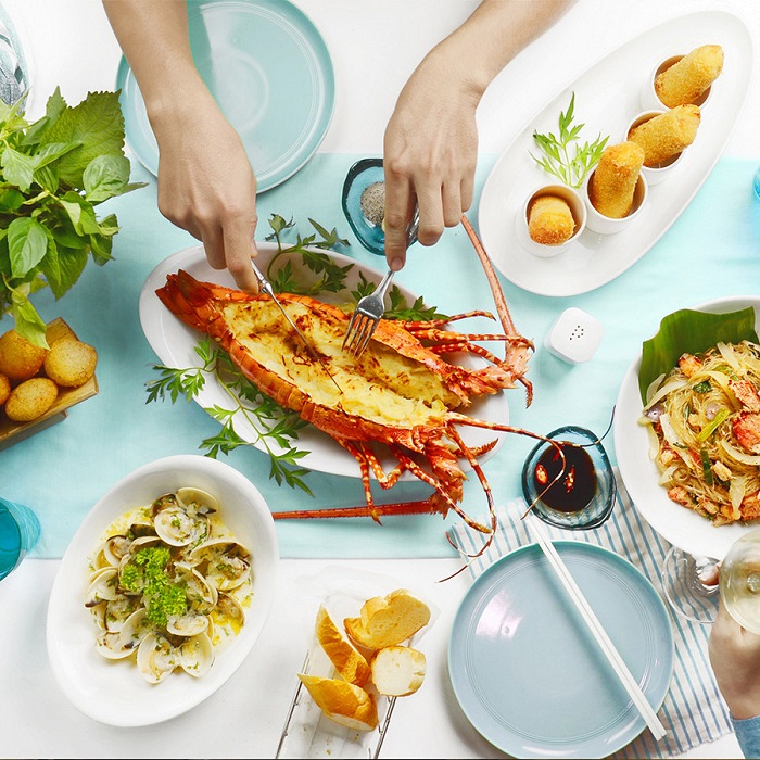 the list of delicious seafood restaurants in Can Tho with fresh food, super cheap prices