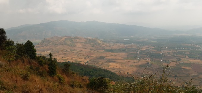 The way to the ‘heavenly garden’ on top of Chu Nam